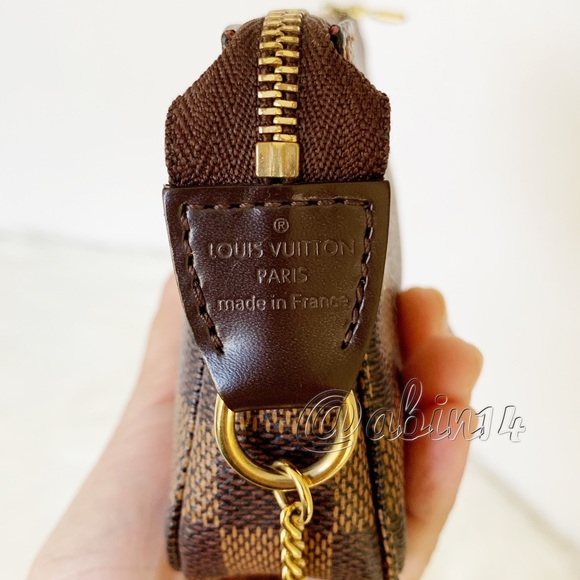 Louis Vuitton Mini Pochette Accessoires Damier Ebene - Picture 3 of 13